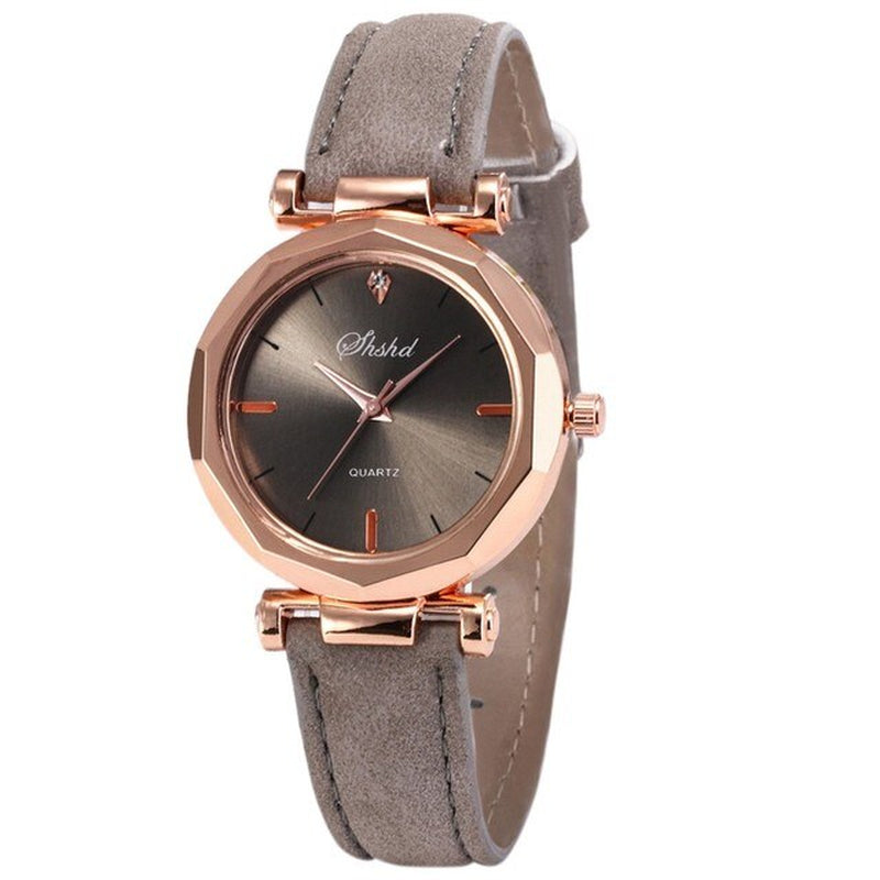 "Stunning Crystal Quartz Women'S Watch - Waterproof, Luxury Leather Strap, Fashionable Analog Wristwatch for Casual Elegance"