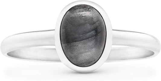 "Enchanting Labradorite Sterling Silver Ring - Exquisite BOHO Chic Jewelry - Trendy and Glamorous for Ladies and Girls - Includes Luxurious Velvet Gift Bag - Handcrafted by Artisans - Available in Sizes 6-9"