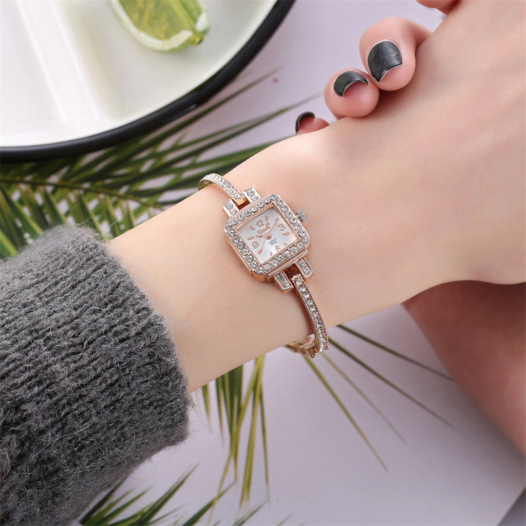 "Sparkling Women'S Diamond Quartz Watch - Elegant Dress Watch for Parties and Special Occasions - Perfect Gift for Her"