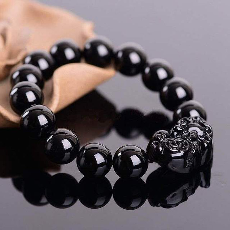 "Luxurious Natural Obsidian Stone Bracelet for Wealth and Good Luck - Chinese Feng Shui Pi Xiu Wristband in Gold Color - Perfect for Men and Women"