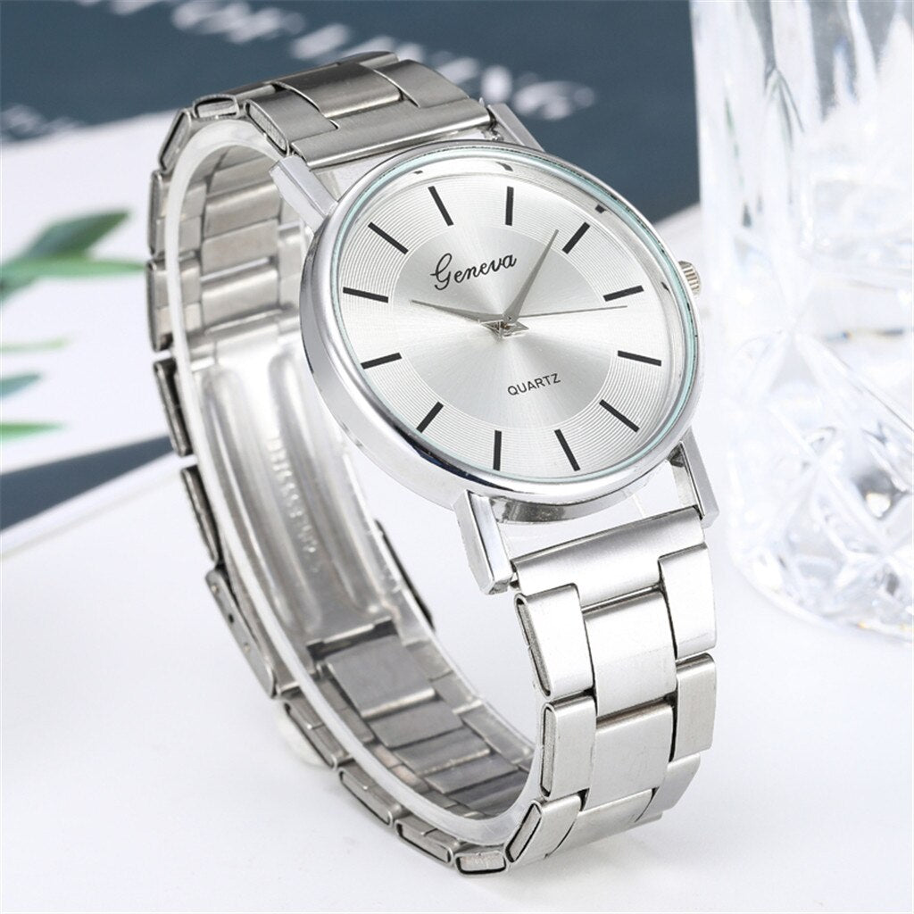 "Stylish and Waterproof Women'S Quartz Watch - Perfect Gift for Ladies"