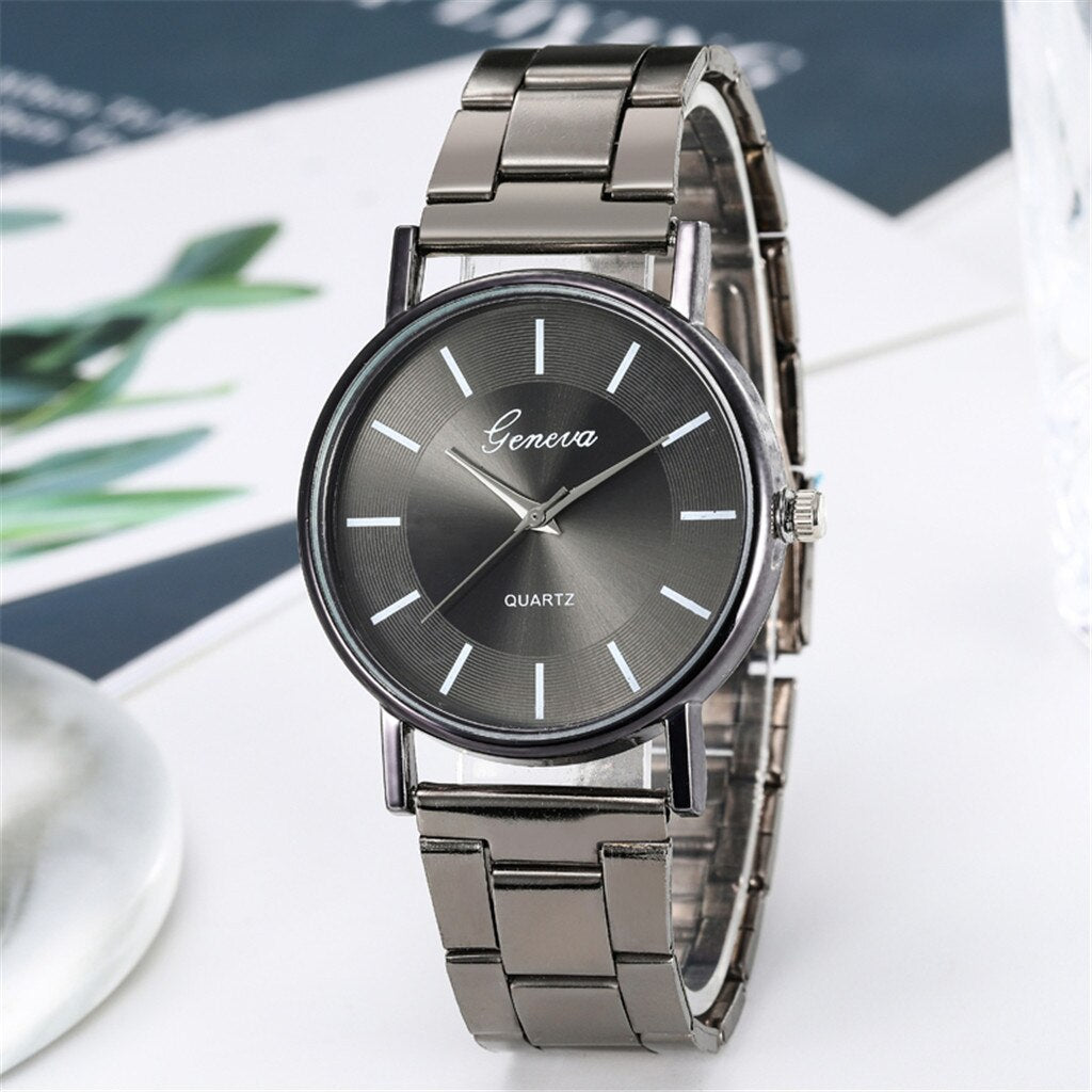 "Stylish and Waterproof Women'S Quartz Watch - Perfect Gift for Ladies"