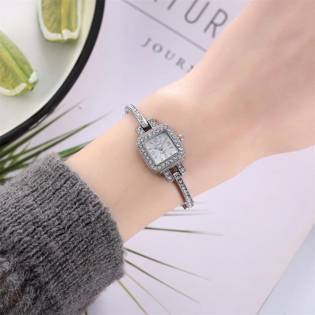 "Sparkling Women'S Diamond Quartz Watch - Elegant Dress Watch for Parties and Special Occasions - Perfect Gift for Her"